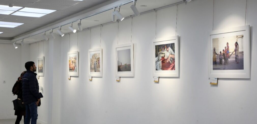 نمایشگاه گروهی عکس زندگی روزمره  در بوشهر گشایش یافت