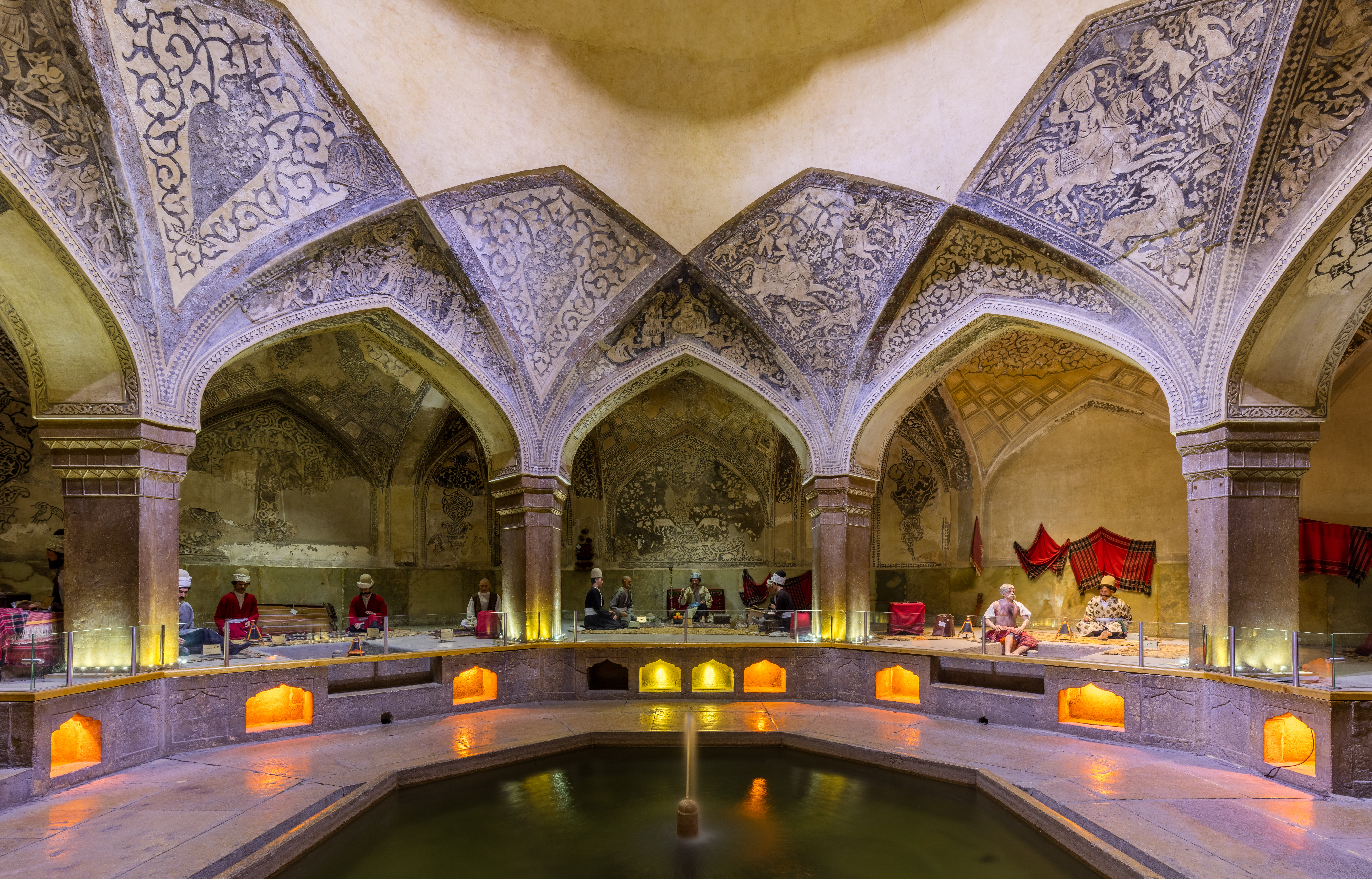Baños de Vakil, Shiraz, Irán, 2016-09-24, DD 36-38 HDR.jpg
