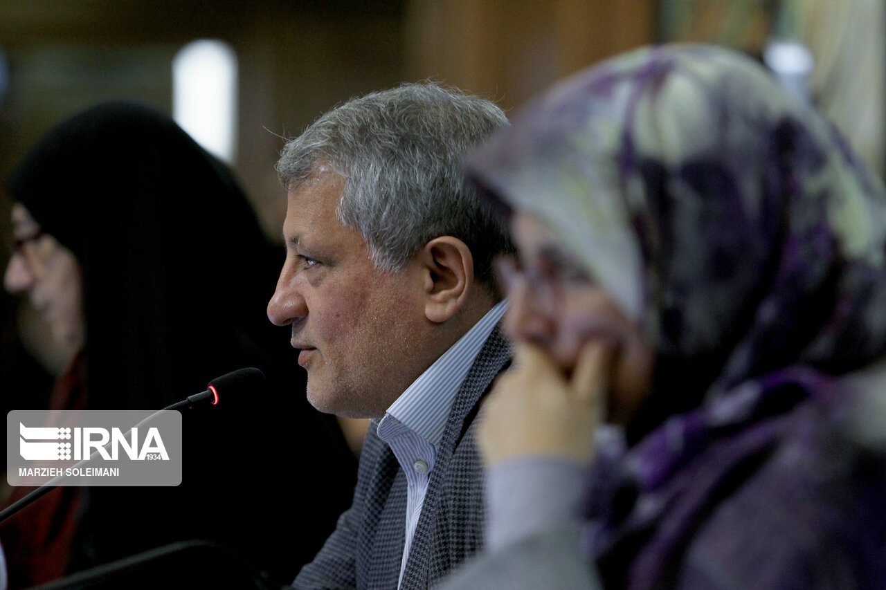 رئیس شورای تهران: ۹۱۰ میلیارد تومان اوراق مشارکت مترو در بانک آینده مانده است